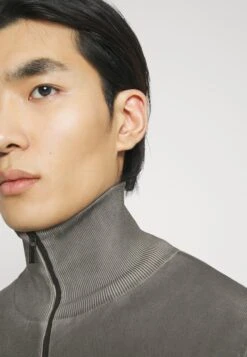 DRYKORN Mayden - Cardigan - Grey -Indicode Men Wear Shop a85a5ef565ae4a81a3a04221a13614fa