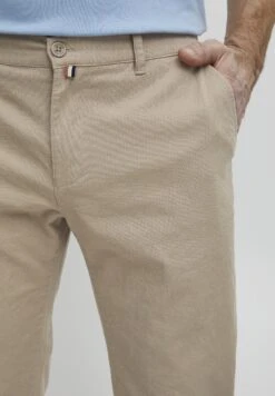 FQSNORRE REGULAR FIT - Chinos - Coriander -Indicode Men Wear Shop ae44c62438da455a82027761d70c3a92