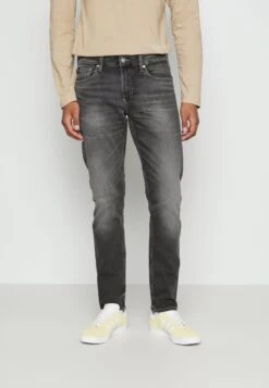 Calvin Klein Jeans Slim Fit Jeans - Denim Grey
