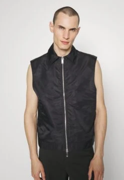 Han Kjøbenhavn Waistcoat - Black -Indicode Men Wear Shop b52e588427374523bc4f217d6c3c70eb