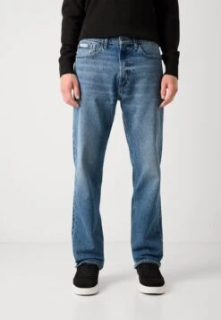 Calvin Klein Jeans Straight Leg Jeans - Tinted Stone -Indicode Men Wear Shop b7c06c0b8d32493baa206d30b28e85bc