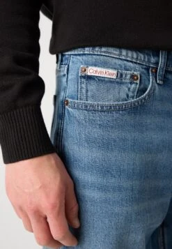 Calvin Klein Jeans Straight Leg Jeans - Tinted Stone -Indicode Men Wear Shop c17449861e9048db9940fbd76deab68a