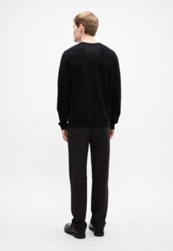 Boss MOMENTUM - Jumper - Black -Indicode Men Wear Shop c248b25991784afa83cd954f1858afda