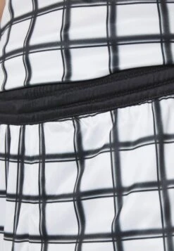 EA7 Emporio Armani Tennis Pro Graphic - Sports Shorts - White -Indicode Men Wear Shop c664ad7ba7ca474f8f9dbb7e9636ab96