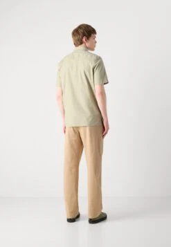 Hugo EBOR - Shirt - Open Green 14 Hugo EBOR - Shirt - Open Green -Indicode Men Wear Shop ca328c28e29741c0a5115cf0d5fd64ea