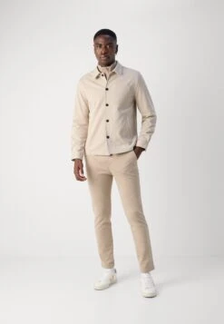 Lindbergh SUPERFLEX OVER - Summer Jacket - Light Stone -Indicode Men Wear Shop d1b0de5feca142ed8e9f55321d15869a