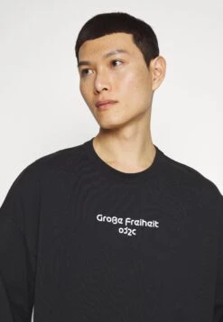 032c Bar Supersized Longsleeve - Long Sleeved Top - Black -Indicode Men Wear Shop d476fd499fed4f5286ff577ea8548044