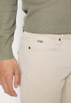 Emporio Armani 5 Pockets Pant - Slim Fit Jeans - Beige Chiaro -Indicode Men Wear Shop d5653f9c46a6437280714b57251e9f8e