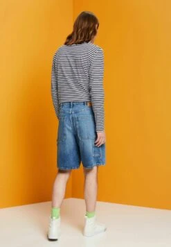 Edc By Esprit Locker - Denim Shorts - Blue Medium Washed New -Indicode Men Wear Shop d6fc8638e55947afba0b6886f20c8794
