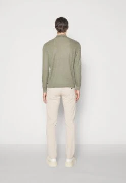 Emporio Armani 5 Pockets Pant - Slim Fit Jeans - Beige Chiaro -Indicode Men Wear Shop d7ff1f45974a4186b50a3d3887dadc0c