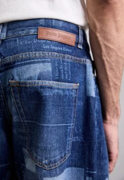 Palm Angels PAXLATIMES NEWS - Straight Leg Jeans - Denim Medium Blue -Indicode Men Wear Shop da464e8c924d443aad0501cbac21d122