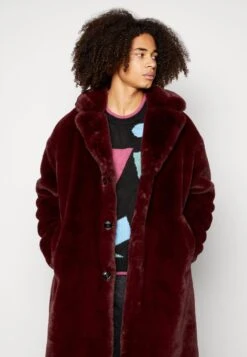 WEEKDAY Albin Coat Unisex - Winter Coat - Deep Winered -Indicode Men Wear Shop e47bf8aa0f58438cbf7aa1c876aa57a9