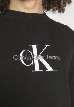 Calvin Klein Jeans Logo Driver - Jumper - Black -Indicode Men Wear Shop f4b8456e4d8a4de4baaff543d6dfcc5c