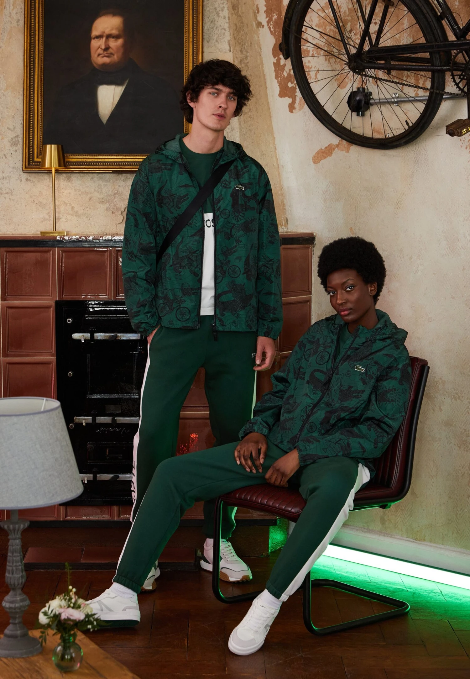 Lacoste X Netflix Unisex - Summer Jacket - Green/Black 1 Lacoste X Netflix Unisex - Summer Jacket - Green/Black