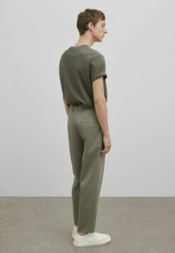 Massimo Dutti Studio - Wide Fit Poplin - Chinos - Khaki -Indicode Men Wear Shop fa6a1d588e0845eaacbe7513bfa63057