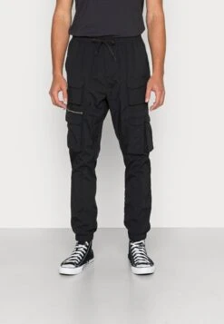 BRAVE SOUL Moltontaslan - Cargo Trousers - Black